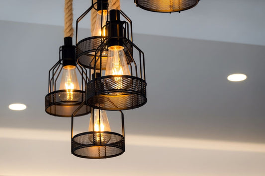 Lustre vs. aplice: Ce alegem pentru fiecare spațiu din casă 