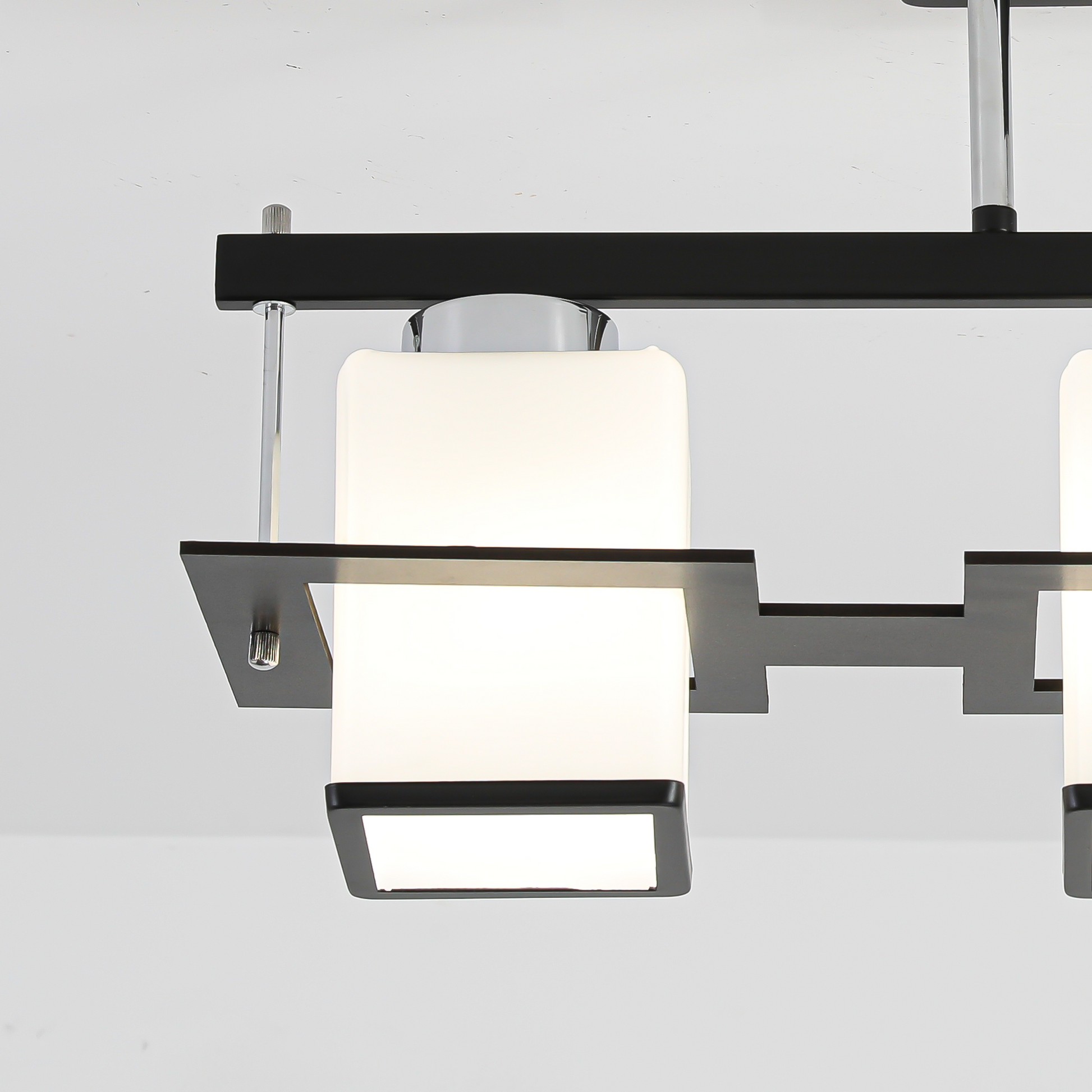 Lustra Clasica Aramis cu Lemn Abajur Patrat 3x E27 Gri Negru Lustre Clasice Default Title Alessandro Design