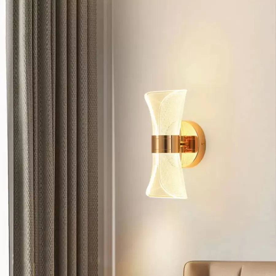 Callum 7W Gold LED Wall Light Indoor Wall Lights Default Title Alessandro Design